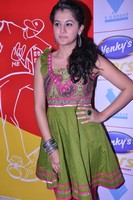 Actress Tapsee Photos